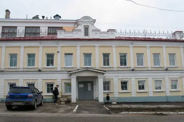 Административное здание на Ф. Энгельса — фото 2